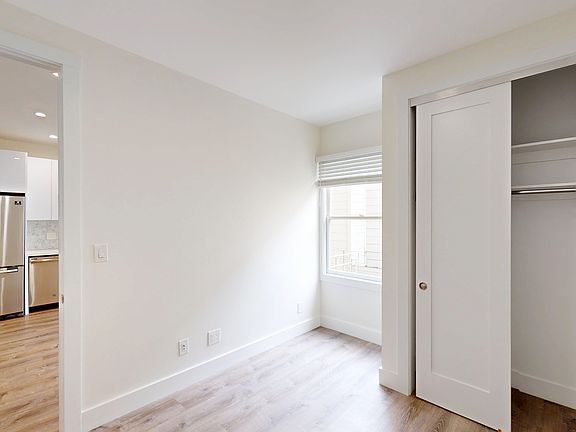 5th image of 3201 Octavia St #104