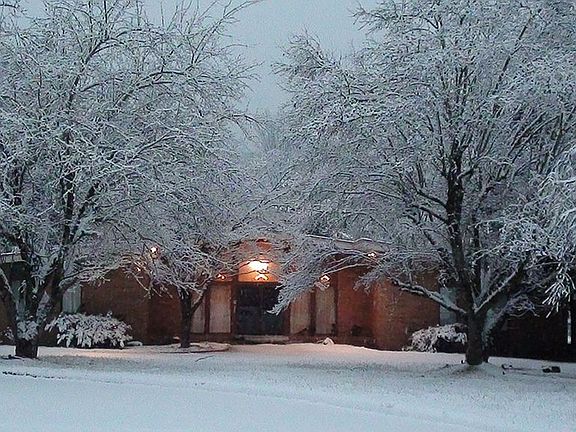 Front of House-Winter