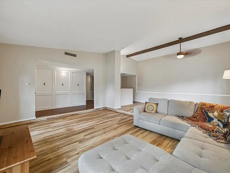 3902 Broken Elm Dr — Photo 8