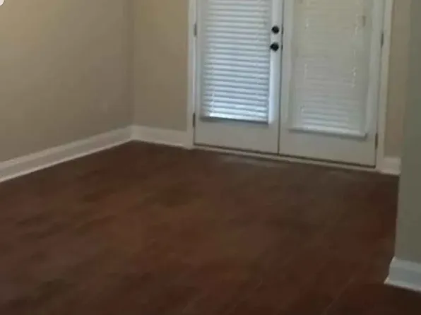 25 Arbor Cove Dr, Phenix City, AL 36870
