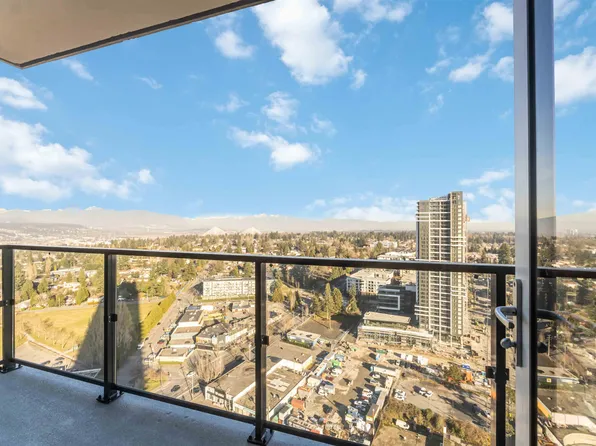 10750 135a St #2903, Surrey, BC V3T 4C9