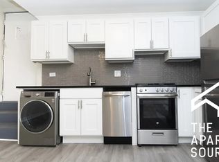648.5 Roscoe Street Gdn, Chicago, IL 60613
