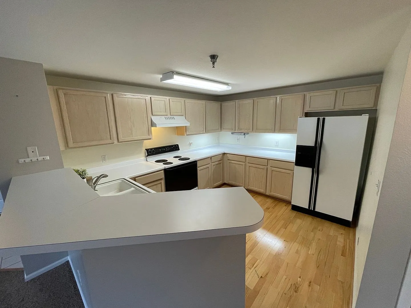 Ground Floor! — Photo 3
