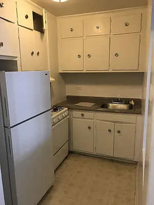 Rented by Smart NY Realty LLC | media 14