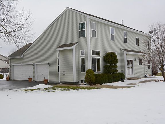 3rd image of W241N7418 Old Oak Dr