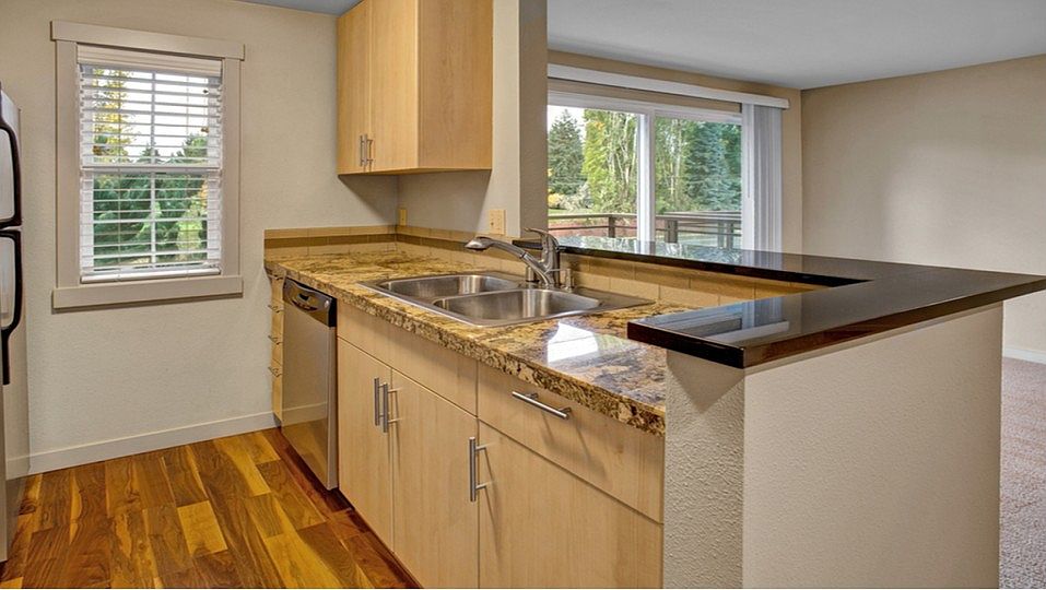 1st image of 16724 Juanita Dr NE #202