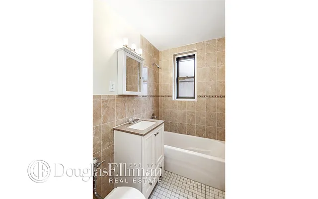 Sold by Douglas Elliman | media 14