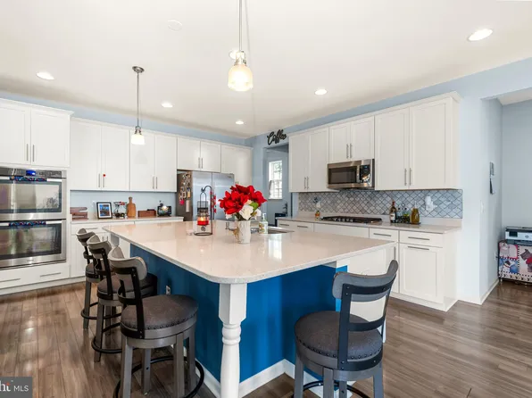 1705 Hudgins Farm Cir, Fredericksburg, VA 22408