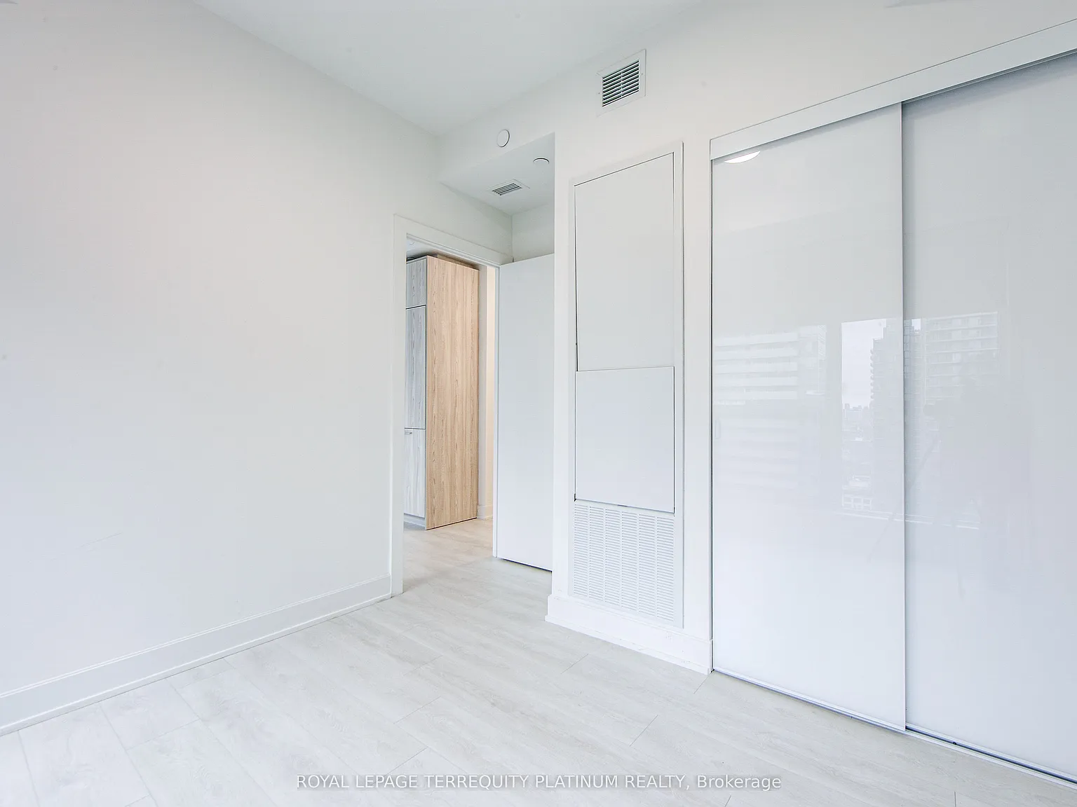 3 bed, $3,700 — Photo 3