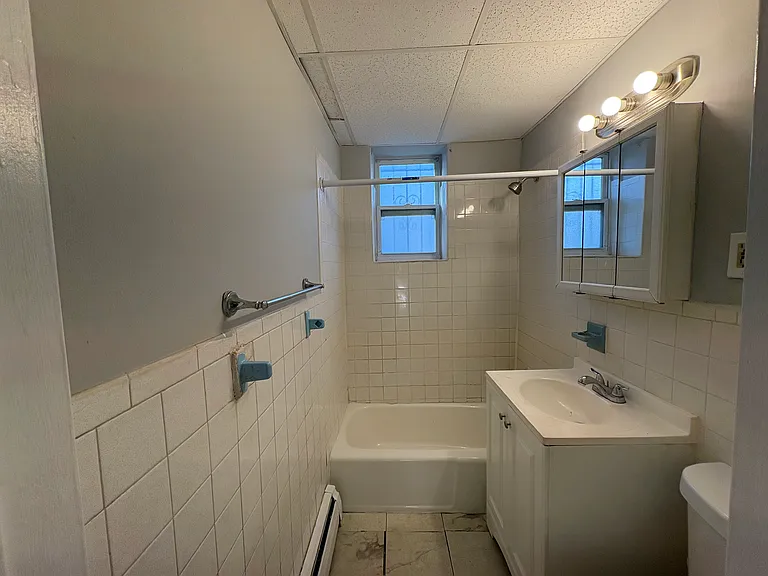 125 Maple Ave #A — Photo 7