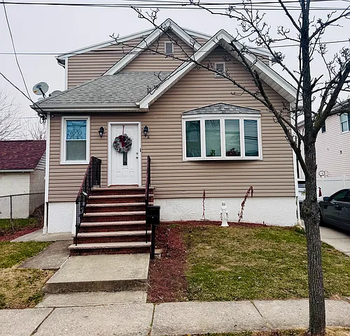 10 Anderson Ave #2 Photo 1