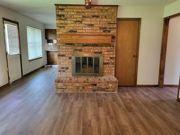 1306 W Aries Rd — Photo 4