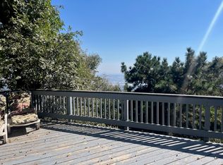 25137 Grand View Dr, Crestline, CA 92325