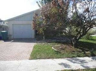 617 NW 7th St, Boynton Beach, FL 33426