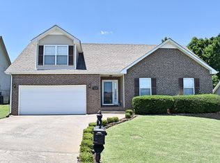3174 Cross Ridge Dr, Clarksville, TN 37040