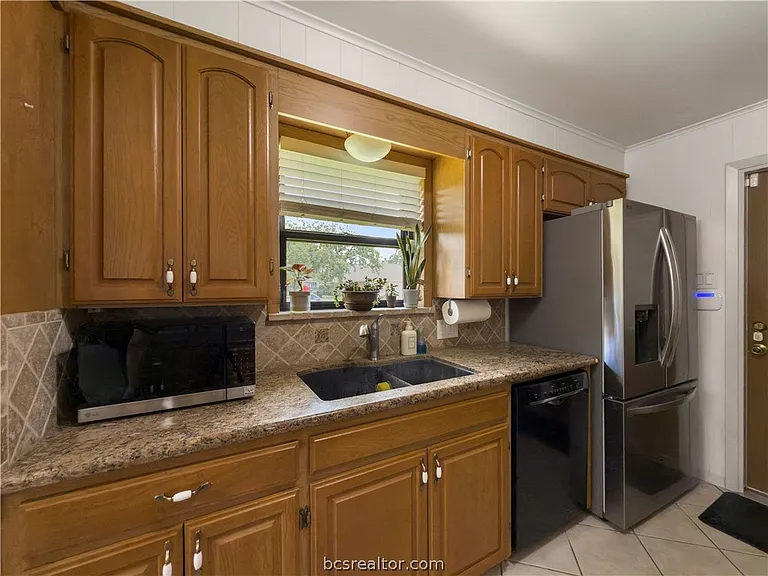 2525 Willow Bend Dr — Photo 11
