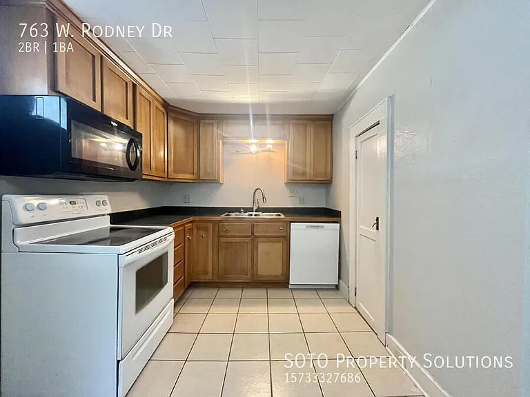 763 W Rodney Dr — Photo 28
