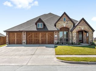 252 Resting Place Rd, Waxahachie, TX 75165