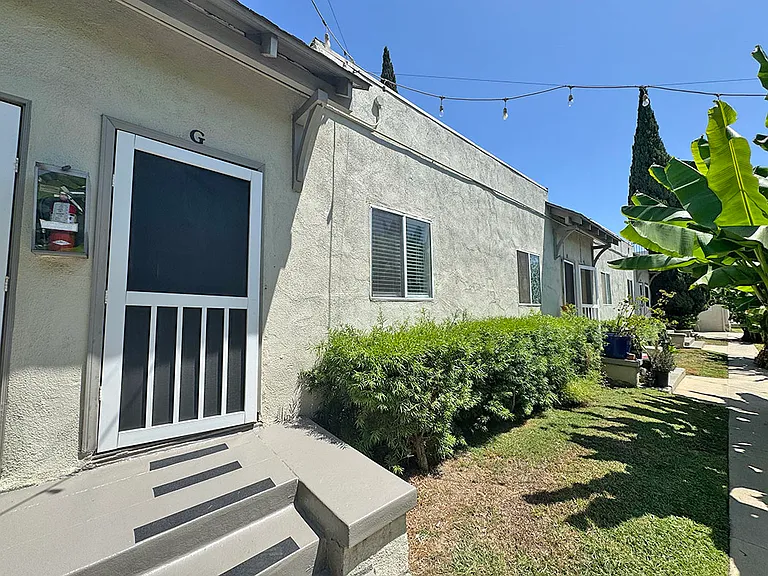 577 Walnut Ave #G — Photo 4
