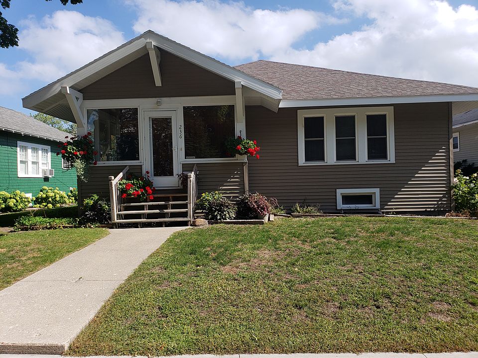 1st image of 236 S 1st St
