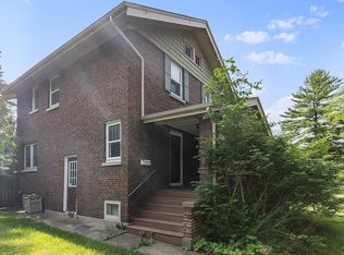 216 S London Ave, Rockford, IL