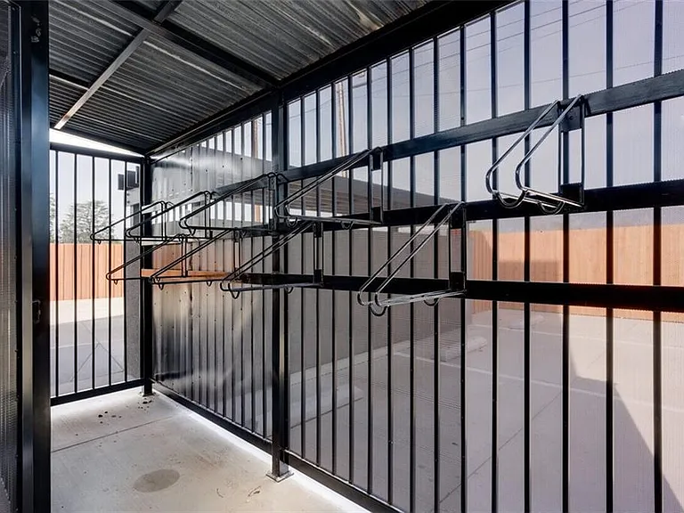4251 E Live Oak Ave #12 — Photo 36