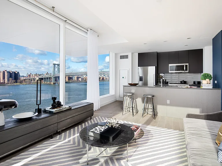 416 Kent Ave #808 — Photo 3