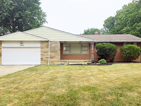 1947 Bremerton Rd, Lyndhurst, OH 44124