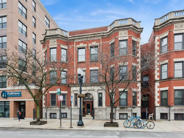 3909 N Sheridan Rd #3H, Chicago, IL 60613