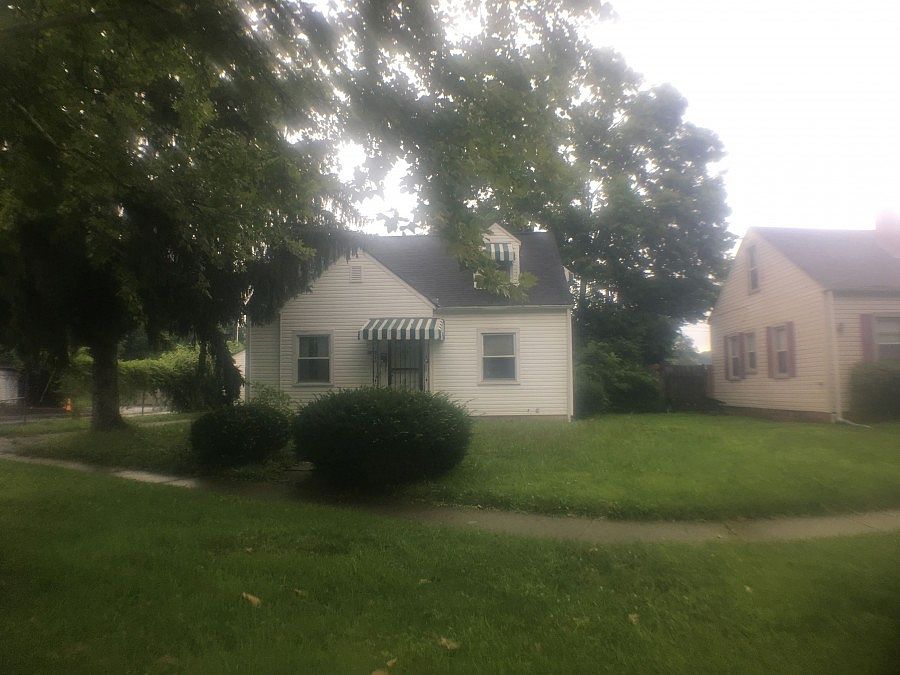 1st image of 1818 Greenway Ave N