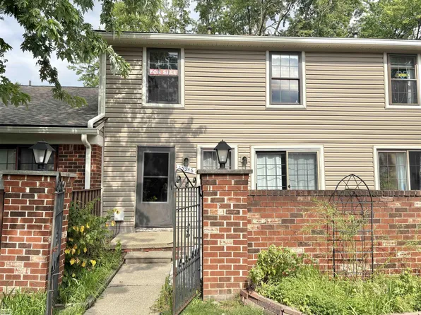 15346 Renshaw Dr, Clinton Township, MI 48038