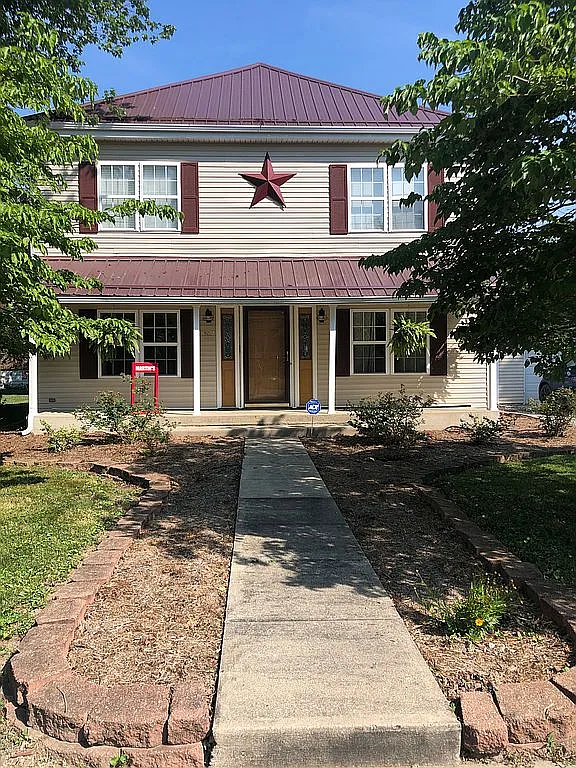 507 N Gill St photo 1