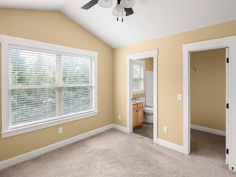 8 Cottage Cove Ln — Photo 13