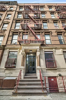 Rented by Corcoran | media 40