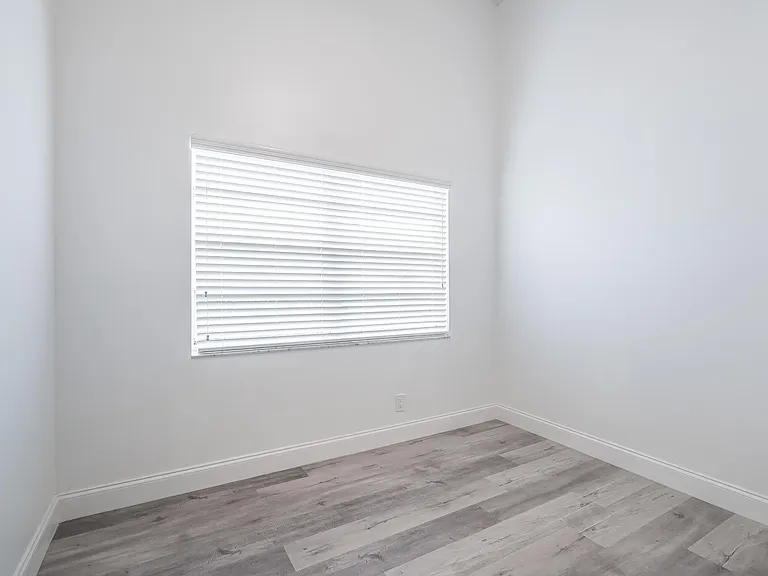 5140 NW 5th Ave — Photo 10