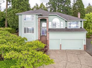 9328 SE Philips Pl, Happy Valley, OR 97086