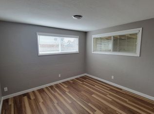 2890 Game Farm Rd, Springfield, OR 97477