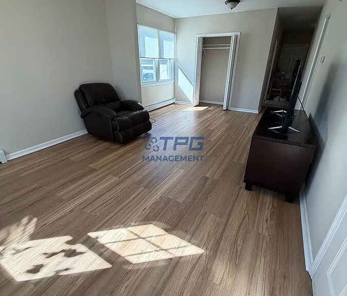 112-114 Walter St #114-1 — Photo 2