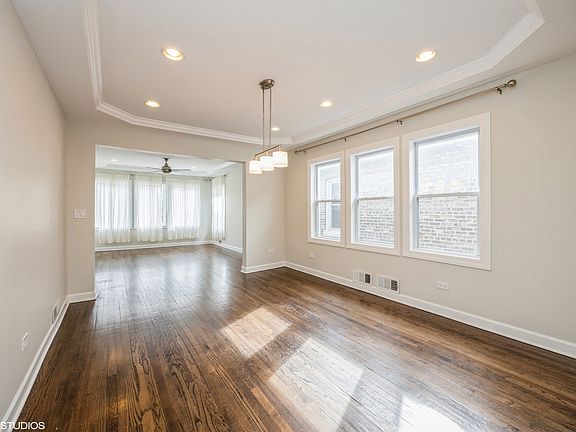 3rd image of 2706 Oak Park Ave