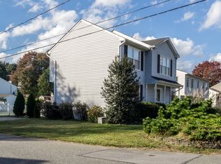 131 William Chambers Jr Dr, Glen Burnie, MD