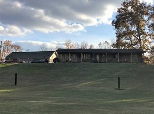 7042 Bowling Green Rd, Morgantown, KY 42261