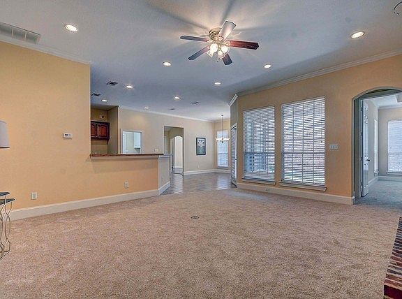 4th image of 3209 Forestbrook Dr