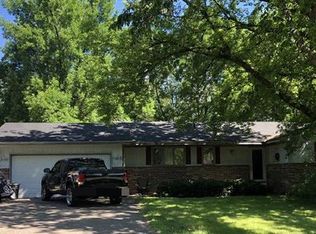 19070 Pheasant Cir, Eden Prairie, MN 55346