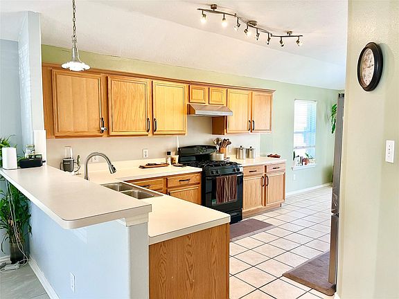 3rd image of 13139 Cutler Ridge Ln