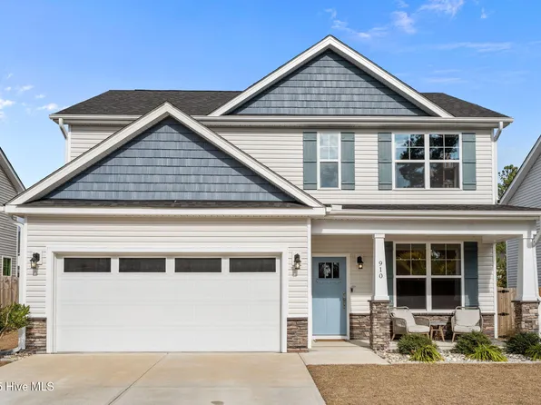 910 Terraces Lane, Hampstead, NC 28443