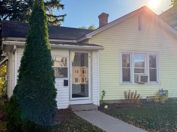 347 Seminary Ave, Aurora, IL 60505