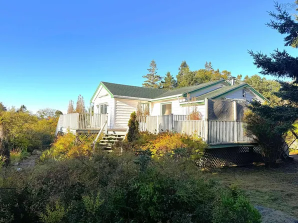 5 Homestead Rd, Bayswater, NS B0J 1T0