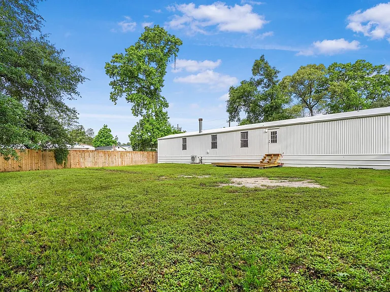 21950 Caney Dr — Photo 28