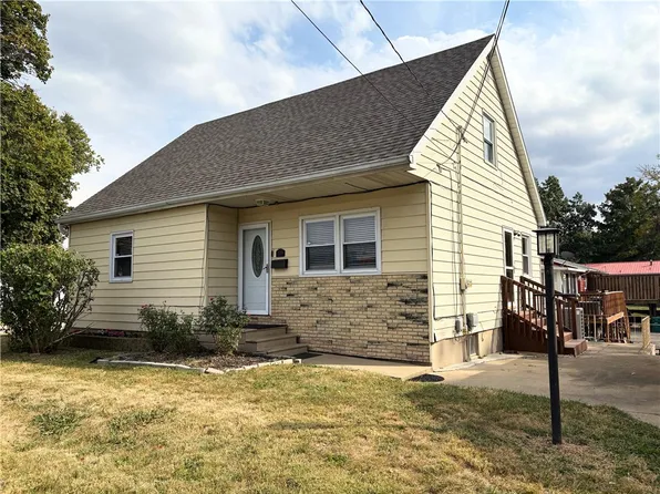 2209 W Center St, Decatur, IL 62526