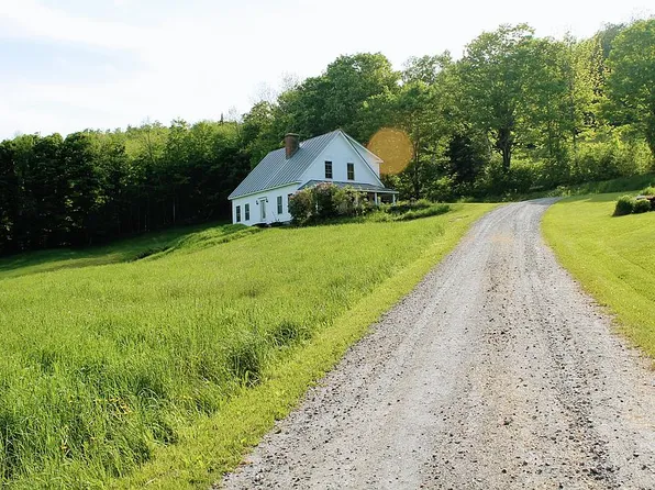 103 Van Dyke Rd, Strafford, VT 05072